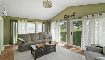 2212 Westwind Drive, Sandusky, 44870, 2 Bedrooms Bedrooms, ,2 BathroomsBathrooms,Residential,For Sale,Westwind,20262130