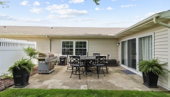 2212 Westwind Drive, Sandusky, 44870, 2 Bedrooms Bedrooms, ,2 BathroomsBathrooms,Residential,For Sale,Westwind,20262130