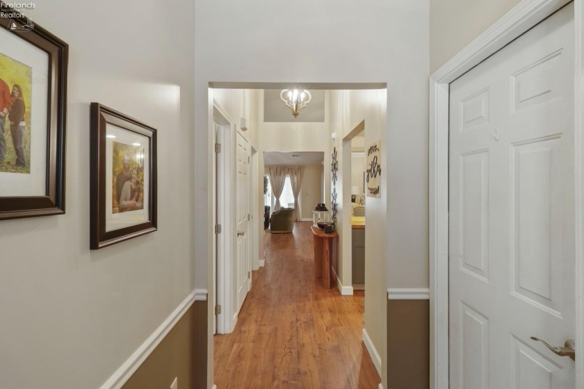 2212 Westwind Drive, Sandusky, 44870, 2 Bedrooms Bedrooms, ,2 BathroomsBathrooms,Residential,For Sale,Westwind,20262130