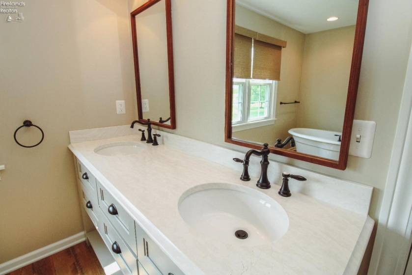4209 Windham Place, Sandusky, 44870, 3 Bedrooms Bedrooms, ,3 BathroomsBathrooms,Residential,For Sale,Windham,20261840