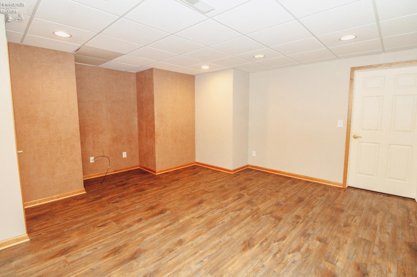 4209 Windham Place, Sandusky, 44870, 3 Bedrooms Bedrooms, ,3 BathroomsBathrooms,Residential,For Sale,Windham,20261840