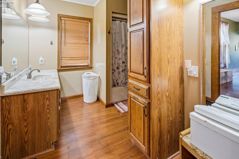 3957 County Road 198, Green Springs, 44836, 4 Bedrooms Bedrooms, ,2 BathroomsBathrooms,Residential,For Sale,County Road 198,20262223
