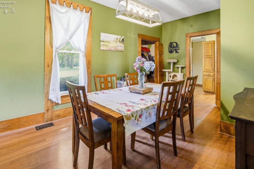 3957 County Road 198, Green Springs, 44836, 4 Bedrooms Bedrooms, ,2 BathroomsBathrooms,Residential,For Sale,County Road 198,20262223