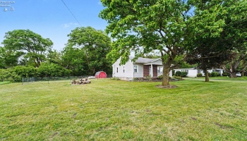 1608 E. McpPherson Highway, Clyde, 43410, 2 Bedrooms Bedrooms, ,1 BathroomBathrooms,Residential,For Sale,E. McpPherson,20262289 1608 E. McpPherson Highway, Clyde, 43410, 2 Bedrooms Bedrooms, ,1 BathroomBathrooms,Residential,For Sale,E. McpPherson,20262289