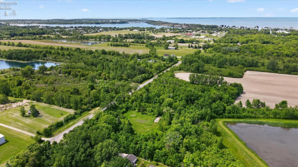 1049 Englebeck Road, Marblehead, 43440, ,Land,For Sale,Englebeck,20262242