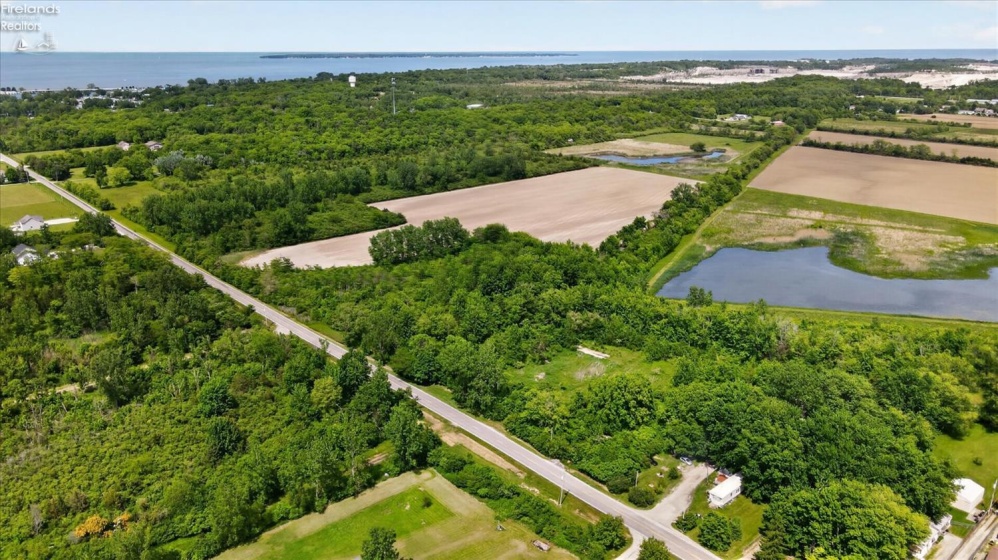 1049 Englebeck Road, Marblehead, 43440, ,Land,For Sale,Englebeck,20262242