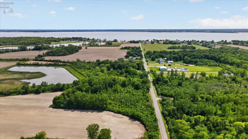 1049 Englebeck Road, Marblehead, 43440, ,Land,For Sale,Englebeck,20262242
