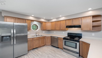 48903 Ridge Road, Amherst, 44001, ,Multiple Units,For Sale,Ridge,20262301