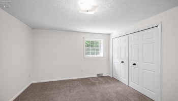 48903 Ridge Road, Amherst, 44001, ,Multiple Units,For Sale,Ridge,20262301