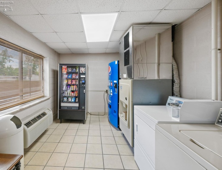 1704 Perry Street, Port Clinton, 43452, ,Commercial,For Sale,Perry,20262290