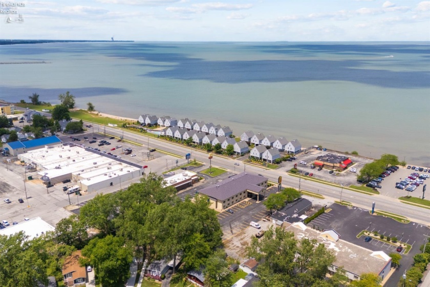 1704 Perry Street, Port Clinton, 43452, ,Commercial,For Sale,Perry,20262290