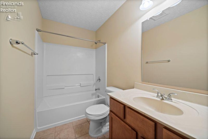 2855 Amherst, Port Clinton, 43452, 3 Bedrooms Bedrooms, ,3 BathroomsBathrooms,Residential,For Sale,Amherst,20262128