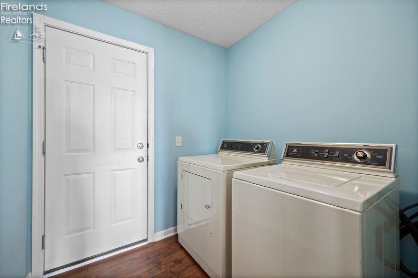 2855 Amherst, Port Clinton, 43452, 3 Bedrooms Bedrooms, ,3 BathroomsBathrooms,Residential,For Sale,Amherst,20262128