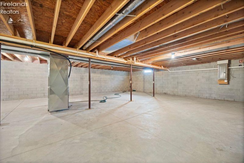 2855 Amherst, Port Clinton, 43452, 3 Bedrooms Bedrooms, ,3 BathroomsBathrooms,Residential,For Sale,Amherst,20262128