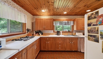 1111 Shore Boulevard, Put-In-Bay, 43456, 4 Bedrooms Bedrooms, ,2 BathroomsBathrooms,Residential,For Sale,Shore,20262331 1111 Shore Boulevard, Put-In-Bay, 43456, 4 Bedrooms Bedrooms, ,2 BathroomsBathrooms,Residential,For Sale,Shore,20262331