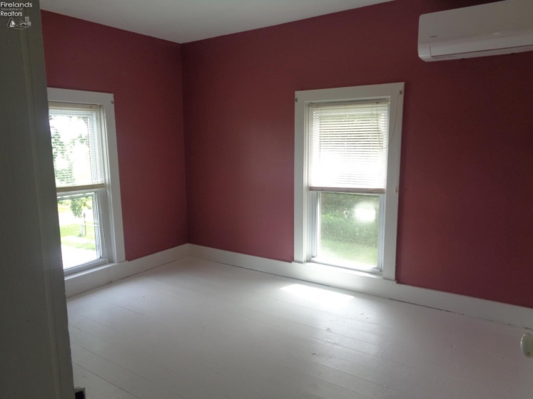 397 Plymouth East Road, Greenwich, 44837, 4 Bedrooms Bedrooms, ,2 BathroomsBathrooms,Residential,For Sale,Plymouth East,20262268