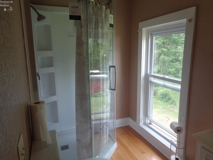 397 Plymouth East Road, Greenwich, 44837, 4 Bedrooms Bedrooms, ,2 BathroomsBathrooms,Residential,For Sale,Plymouth East,20262268
