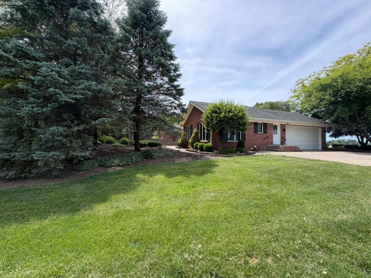 6081 State Route 113, Bellevue, 44811, 3 Bedrooms Bedrooms, ,3 BathroomsBathrooms,Residential,For Sale,State Route 113,20261391