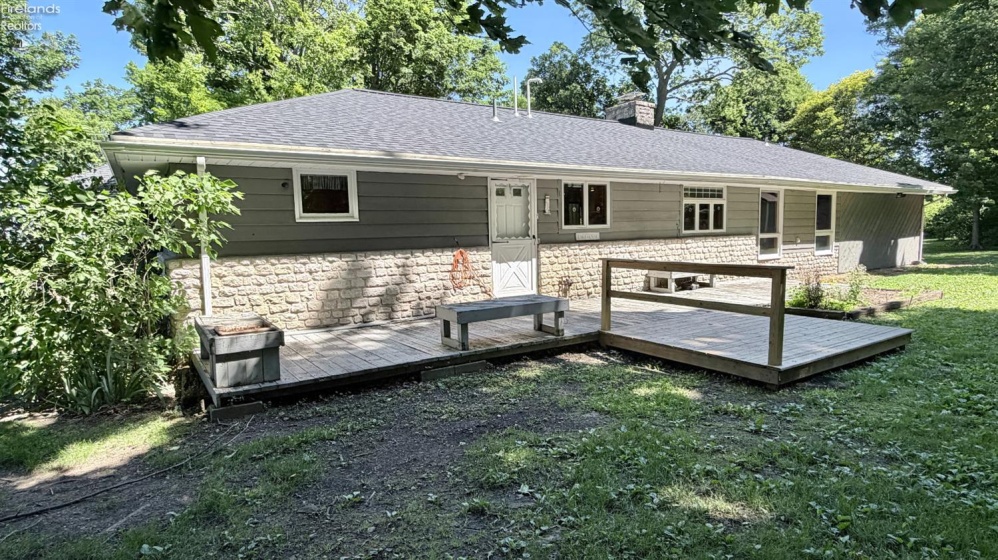 1036 Lakeshore, Kelleys Island, 43438, 4 Bedrooms Bedrooms, ,2 BathroomsBathrooms,Residential,For Sale,Lakeshore,20262342