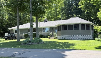 1036 Lakeshore, Kelleys Island, 43438, 4 Bedrooms Bedrooms, ,2 BathroomsBathrooms,Residential,For Sale,Lakeshore,20262342 1036 Lakeshore, Kelleys Island, 43438, 4 Bedrooms Bedrooms, ,2 BathroomsBathrooms,Residential,For Sale,Lakeshore,20262342