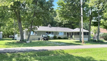 1036 Lakeshore, Kelleys Island, 43438, 4 Bedrooms Bedrooms, ,2 BathroomsBathrooms,Residential,For Sale,Lakeshore,20262342 1036 Lakeshore, Kelleys Island, 43438, 4 Bedrooms Bedrooms, ,2 BathroomsBathrooms,Residential,For Sale,Lakeshore,20262342