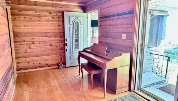 1036 Lakeshore, Kelleys Island, 43438, 4 Bedrooms Bedrooms, ,2 BathroomsBathrooms,Residential,For Sale,Lakeshore,20262342 1036 Lakeshore, Kelleys Island, 43438, 4 Bedrooms Bedrooms, ,2 BathroomsBathrooms,Residential,For Sale,Lakeshore,20262342