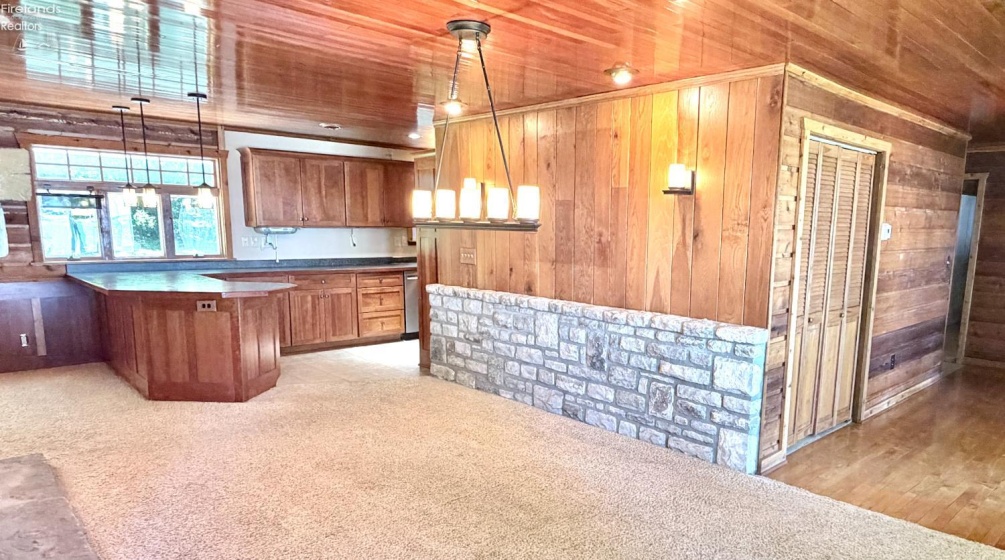 1036 Lakeshore, Kelleys Island, 43438, 4 Bedrooms Bedrooms, ,2 BathroomsBathrooms,Residential,For Sale,Lakeshore,20262342