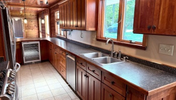 1036 Lakeshore, Kelleys Island, 43438, 4 Bedrooms Bedrooms, ,2 BathroomsBathrooms,Residential,For Sale,Lakeshore,20262342 1036 Lakeshore, Kelleys Island, 43438, 4 Bedrooms Bedrooms, ,2 BathroomsBathrooms,Residential,For Sale,Lakeshore,20262342