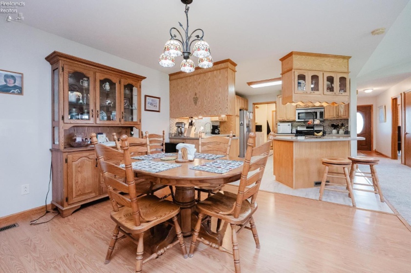 4924 Tiffin Avenue, Castalia, 44824, 3 Bedrooms Bedrooms, ,2 BathroomsBathrooms,Residential,For Sale,Tiffin,20262314