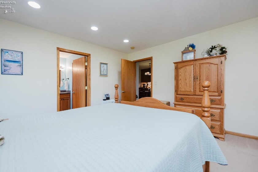 4924 Tiffin Avenue, Castalia, 44824, 3 Bedrooms Bedrooms, ,2 BathroomsBathrooms,Residential,For Sale,Tiffin,20262314
