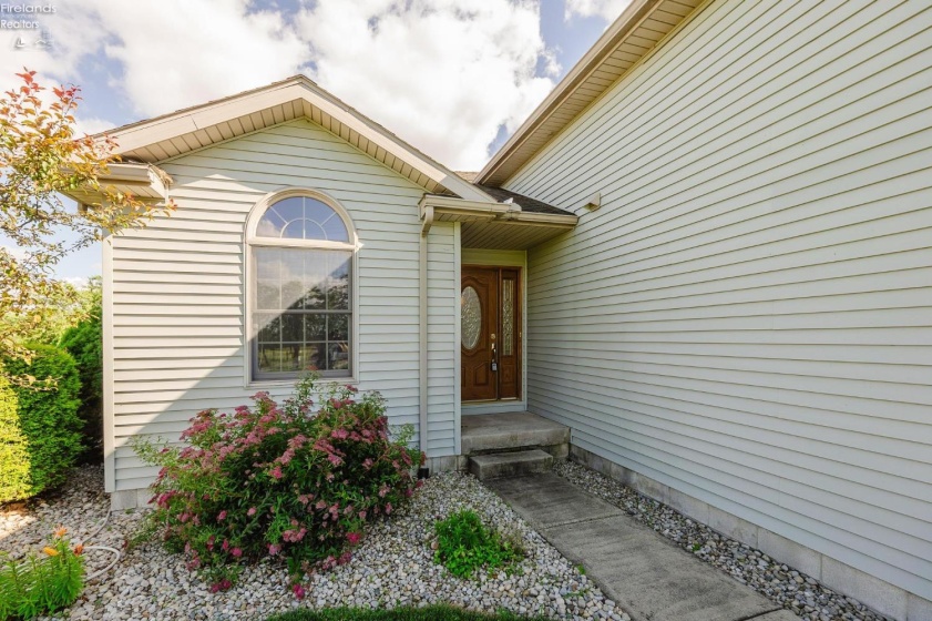 4924 Tiffin Avenue, Castalia, 44824, 3 Bedrooms Bedrooms, ,2 BathroomsBathrooms,Residential,For Sale,Tiffin,20262314