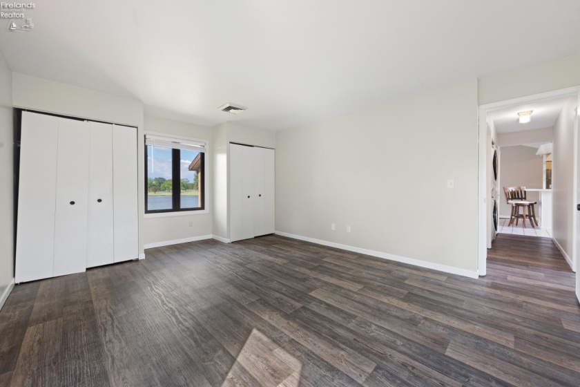 2594 Sun Valley Drive, Port Clinton, 43452, 3 Bedrooms Bedrooms, ,2 BathroomsBathrooms,Residential,For Sale,Sun Valley,20262340