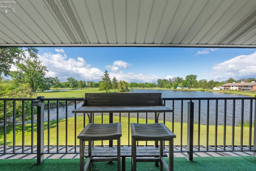 2594 Sun Valley Drive, Port Clinton, 43452, 3 Bedrooms Bedrooms, ,2 BathroomsBathrooms,Residential,For Sale,Sun Valley,20262340