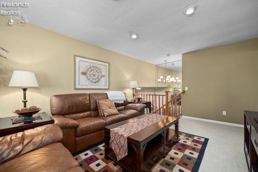 231 Hickory Ridge Drive, Port Clinton, 43452, 3 Bedrooms Bedrooms, ,3 BathroomsBathrooms,Residential,For Sale,Hickory Ridge,20262171