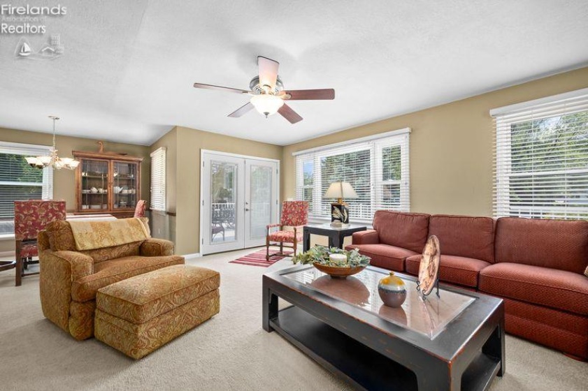 231 Hickory Ridge Drive, Port Clinton, 43452, 3 Bedrooms Bedrooms, ,3 BathroomsBathrooms,Residential,For Sale,Hickory Ridge,20262171