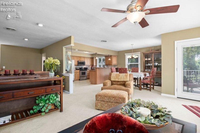 231 Hickory Ridge Drive, Port Clinton, 43452, 3 Bedrooms Bedrooms, ,3 BathroomsBathrooms,Residential,For Sale,Hickory Ridge,20262171