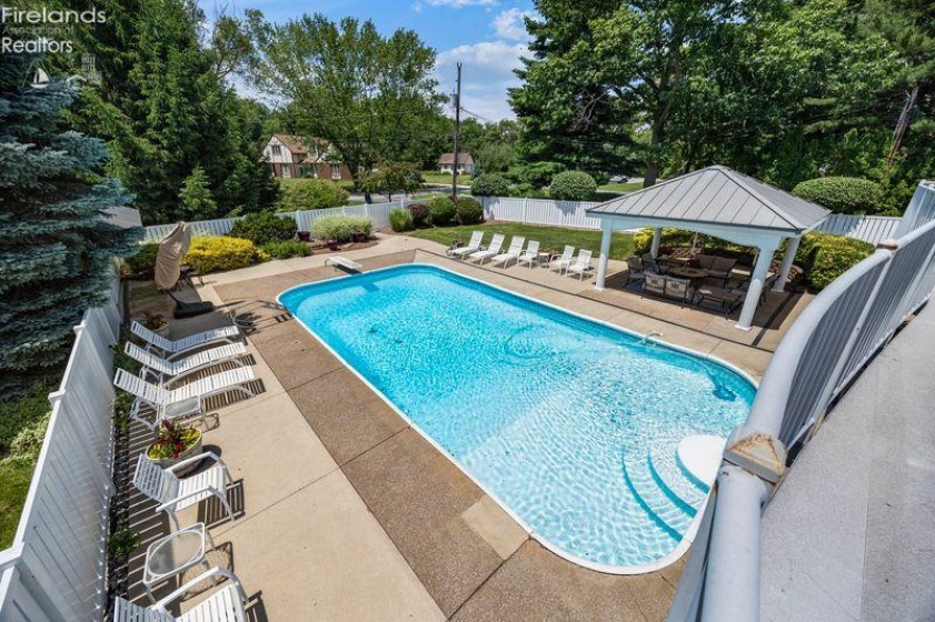 231 Hickory Ridge Drive, Port Clinton, 43452, 3 Bedrooms Bedrooms, ,3 BathroomsBathrooms,Residential,For Sale,Hickory Ridge,20262171