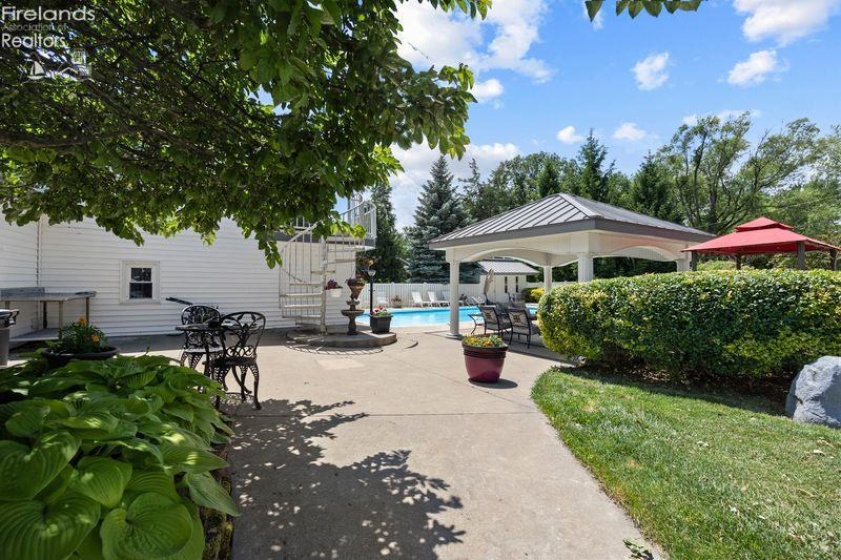 231 Hickory Ridge Drive, Port Clinton, 43452, 3 Bedrooms Bedrooms, ,3 BathroomsBathrooms,Residential,For Sale,Hickory Ridge,20262171