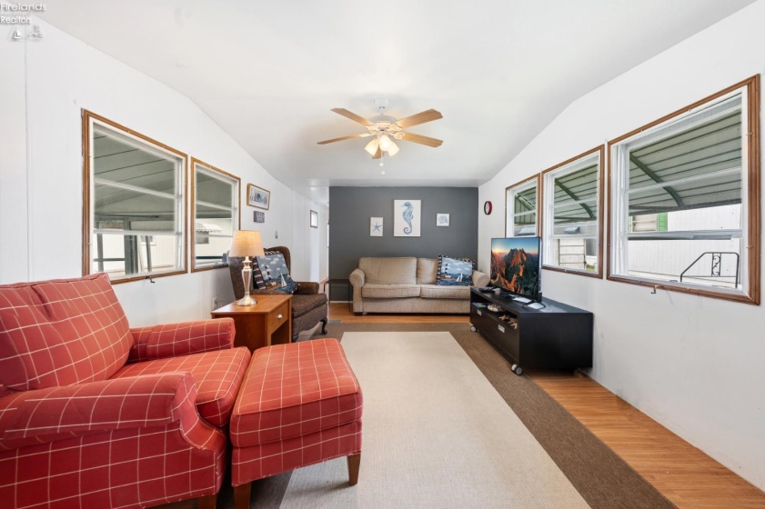3575 Catawba Road, Port Clinton, 43452, 2 Bedrooms Bedrooms, ,1 BathroomBathrooms,Residential,For Sale,Catawba,20262347