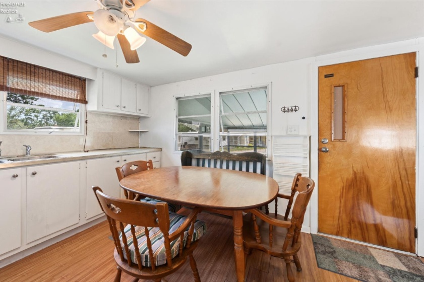 3575 Catawba Road, Port Clinton, 43452, 2 Bedrooms Bedrooms, ,1 BathroomBathrooms,Residential,For Sale,Catawba,20262347