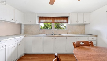 3575 Catawba Road, Port Clinton, 43452, 2 Bedrooms Bedrooms, ,1 BathroomBathrooms,Residential,For Sale,Catawba,20262347