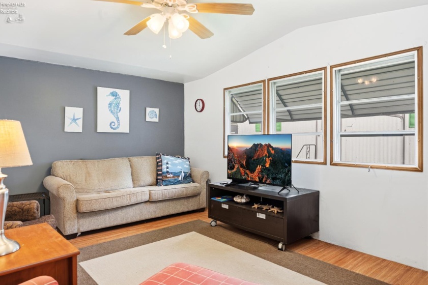 3575 Catawba Road, Port Clinton, 43452, 2 Bedrooms Bedrooms, ,1 BathroomBathrooms,Residential,For Sale,Catawba,20262347