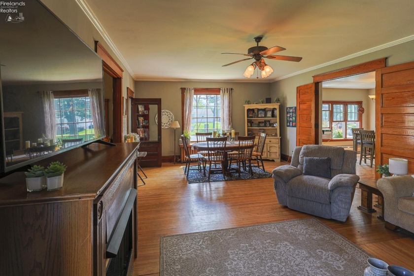 103 6th, Port Clinton, 43452, 4 Bedrooms Bedrooms, ,2 BathroomsBathrooms,Residential,For Sale,6th,20262165