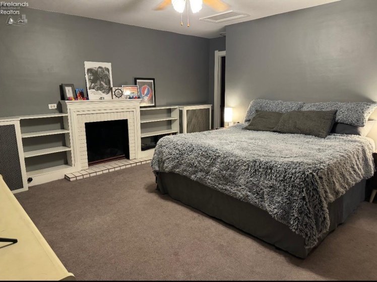 103 6th, Port Clinton, 43452, 4 Bedrooms Bedrooms, ,2 BathroomsBathrooms,Residential,For Sale,6th,20262165