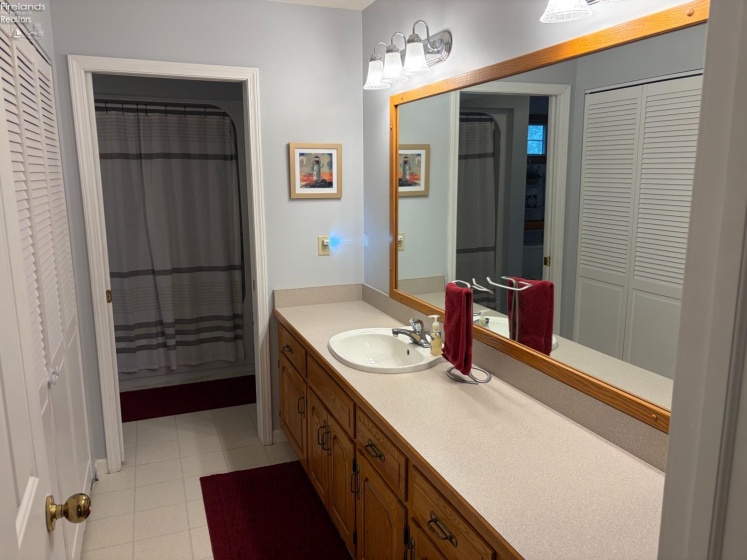 728 Grant Street, Port Clinton, 43452, 5 Bedrooms Bedrooms, ,4 BathroomsBathrooms,Residential,For Sale,Grant,20262127