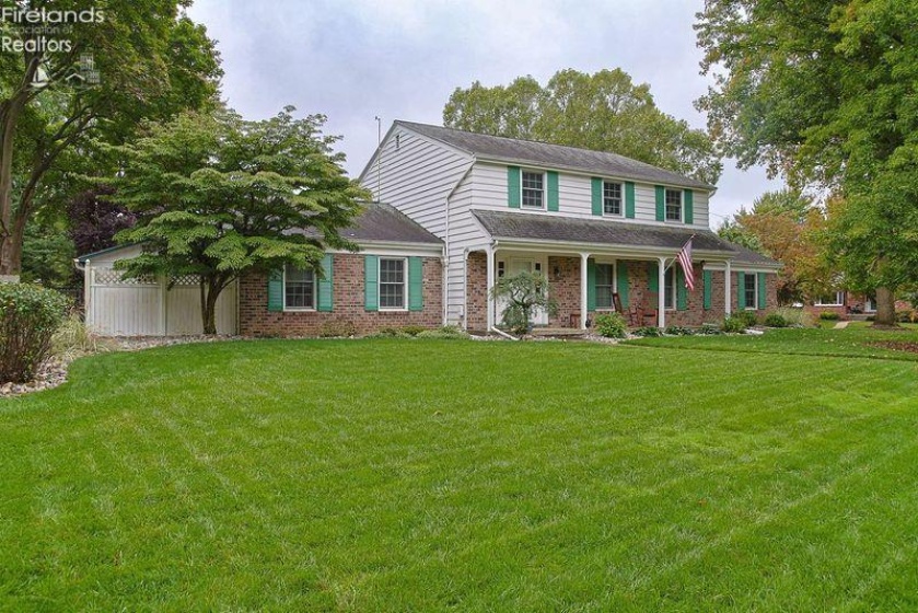 10 Hawthorne Drive, Norwalk, 44857, 6 Bedrooms Bedrooms, ,4 BathroomsBathrooms,Residential,For Sale,Hawthorne,20262222