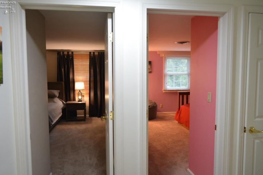 10 Hawthorne Drive, Norwalk, 44857, 6 Bedrooms Bedrooms, ,4 BathroomsBathrooms,Residential,For Sale,Hawthorne,20262222
