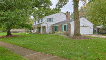10 Hawthorne Drive, Norwalk, 44857, 6 Bedrooms Bedrooms, ,4 BathroomsBathrooms,Residential,For Sale,Hawthorne,20262222