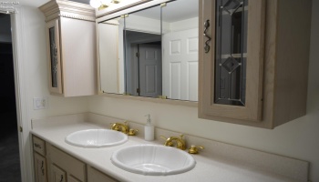 10 Hawthorne Drive, Norwalk, 44857, 6 Bedrooms Bedrooms, ,4 BathroomsBathrooms,Residential,For Sale,Hawthorne,20262222