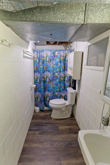 10 Hawthorne Drive, Norwalk, 44857, 6 Bedrooms Bedrooms, ,4 BathroomsBathrooms,Residential,For Sale,Hawthorne,20262222